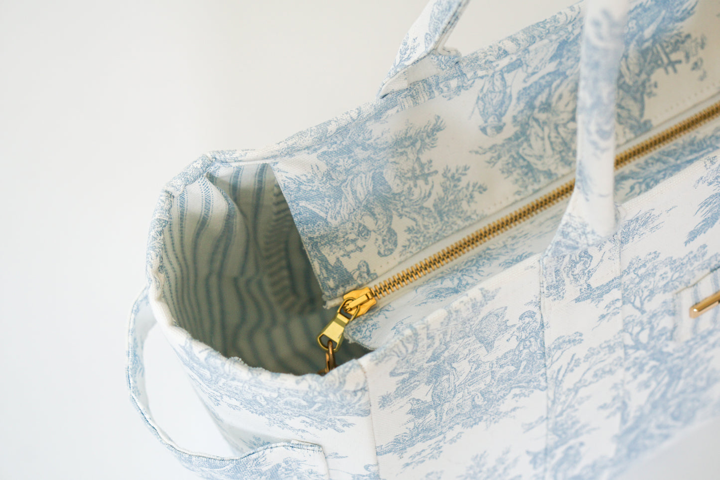 Louise Tote
